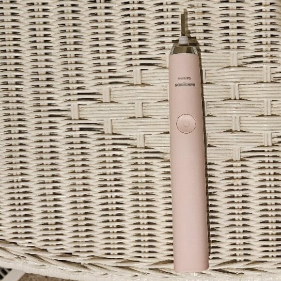 Philips Sonicare DiamondClean Pink Electric Toothbrush HX939P Handle - Picture 2 of 3